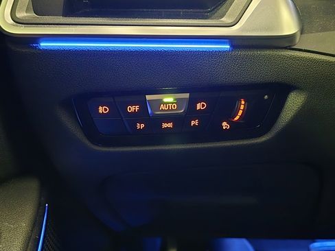 Used 2021 BMW 330i xDrive Sedan w/ M Sport Package image 26