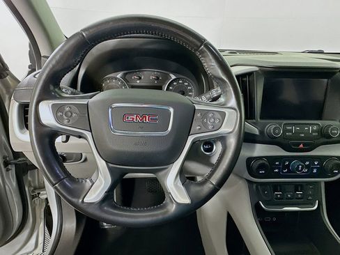 Used 2018 GMC Terrain SLE w/ Driver Convenience Package FWD image 11
