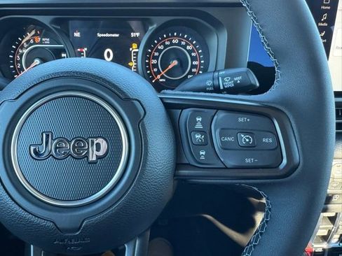 New 2026 Jeep Gladiator Mojave AWD/4WD image 32