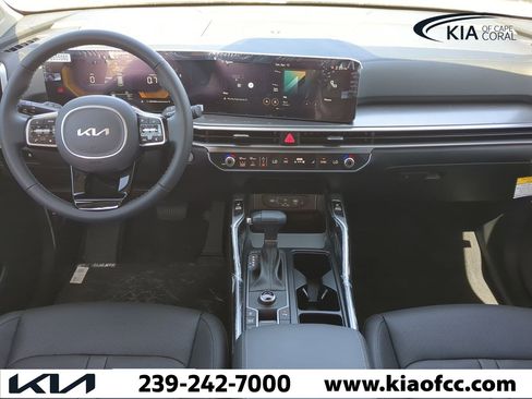 New 2025 Kia Sorento S w/ Panoramic Sunroof Package image 13