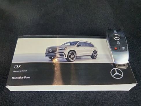 Used 2025 Mercedes-Benz GLS 450 GLS 450 image 70