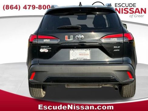 Used 2025 Toyota Corolla Cross XLE w/ Convenience Package AWD/4WD image 4