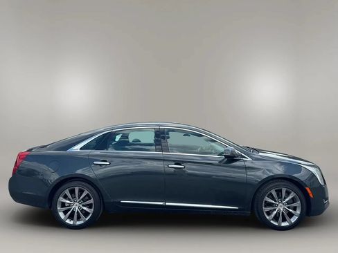 Used 2013 Cadillac XTS FWD image 6