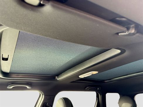 Used 2022 MINI Cooper Clubman S image 23