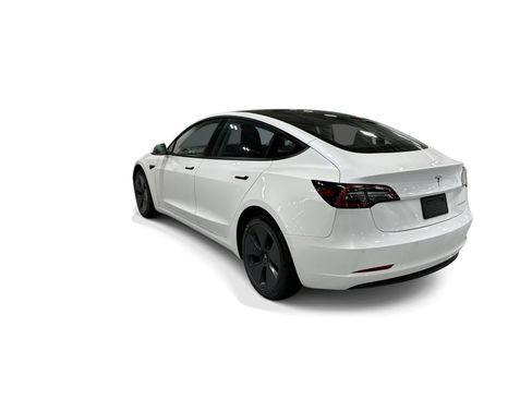 Certified 2022 Tesla Model 3 Long Range AWD/4WD image 4