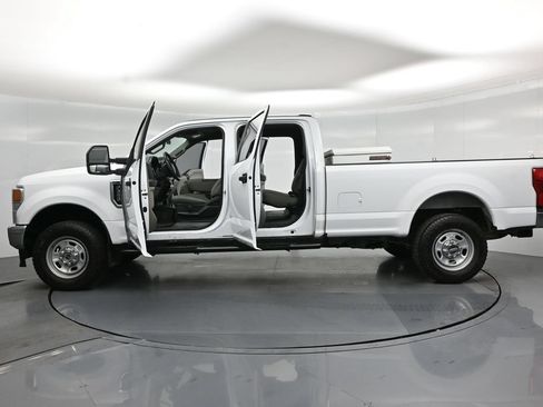 Certified 2022 Ford F350 XL w/ Power Equipment Group AWD/4WD image 31