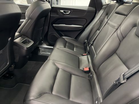 Used 2023 Volvo XC60 B5 Core w/ Climate Package AWD/4WD image 52