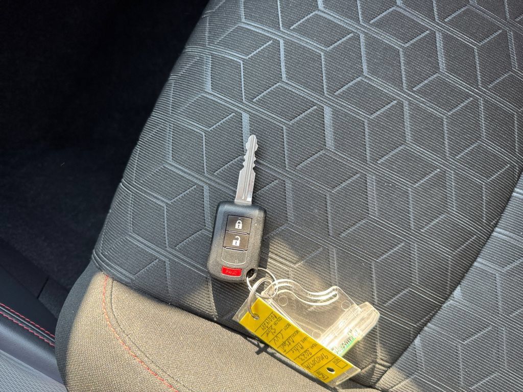 Used 2023 Mitsubishi Outlander Sport AWD image 32