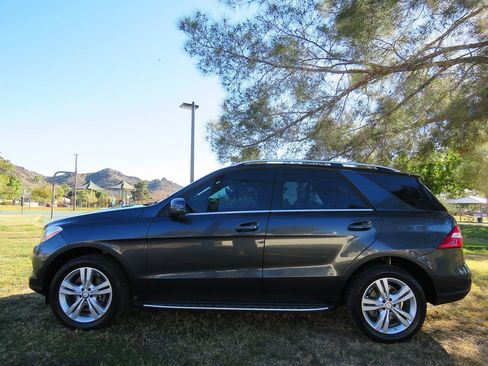 Used 2013 Mercedes-Benz ML 350 4MATIC image 3