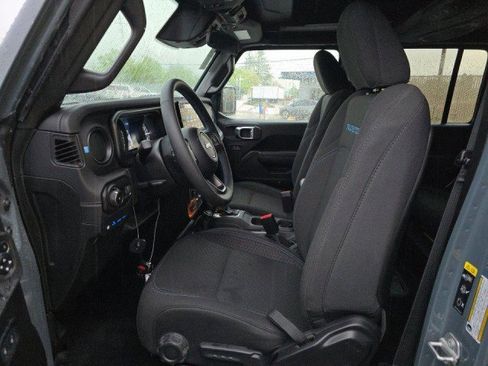 Used 2025 Jeep Wrangler Unlimited Rubicon 4xe w/ Safety Group image 5