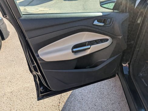 Used 2019 Ford Escape SEL FWD image 11