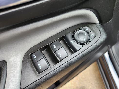 Certified 2022 Chevrolet Equinox LS w/ LS Convenience Package image 25