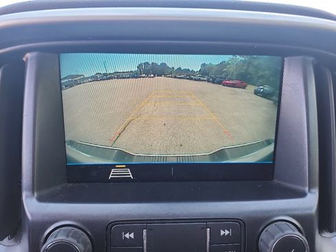 Used 2022 Chevrolet Colorado LT w/ Fleet Safety Package RWD image 5