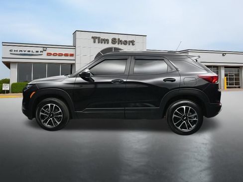 Used 2026 Chevrolet TrailBlazer LT AWD/4WD image 2
