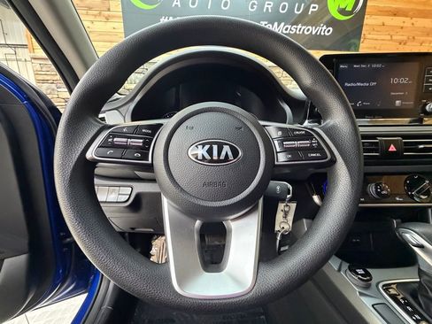 Used 2021 Kia Seltos LX image 17