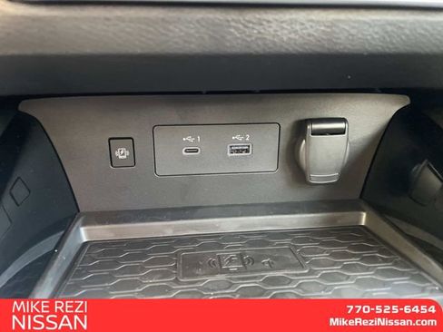 New 2025 Nissan Altima 2.5 SL image 17