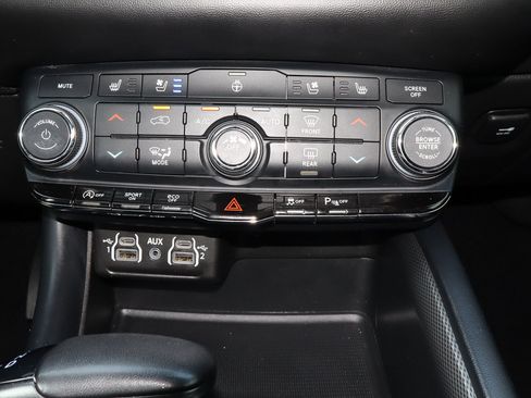 Used 2024 Dodge Durango GT AWD/4WD image 24