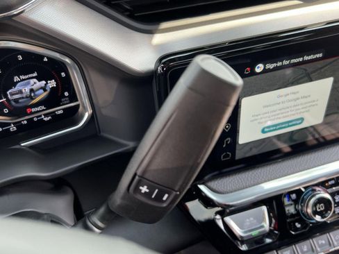 New 2025 GMC Sierra 3500 Denali w/ Denali Reserve Package image 17