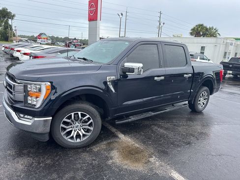 Used 2022 Ford F150 Lariat RWD image 2