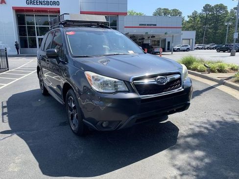 Used 2016 Subaru Forester 2.5i Premium AWD/4WD image 2