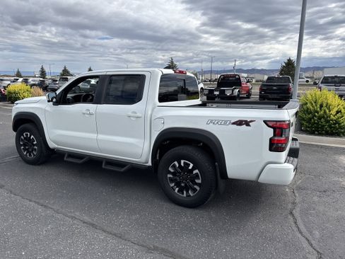 Used 2023 Nissan Frontier PRO-4X w/ Pro Convenience Package image 8