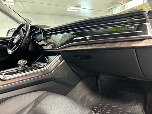 Used 2020 Audi Q8 Premium Plus w/ Premium Plus Package image 14