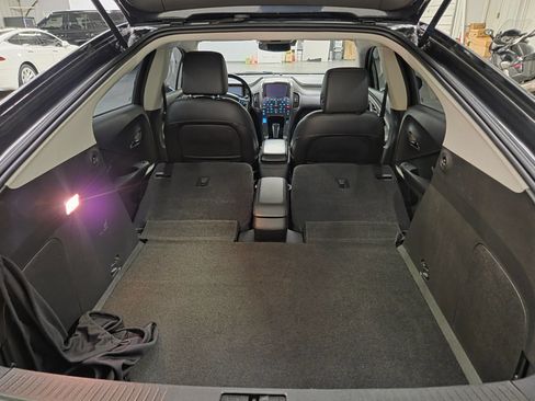 Used 2014 Chevrolet Volt Premium w/ Premium Trim Package FWD image 40