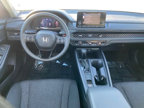 Certified 2023 Honda Accord EX image 13