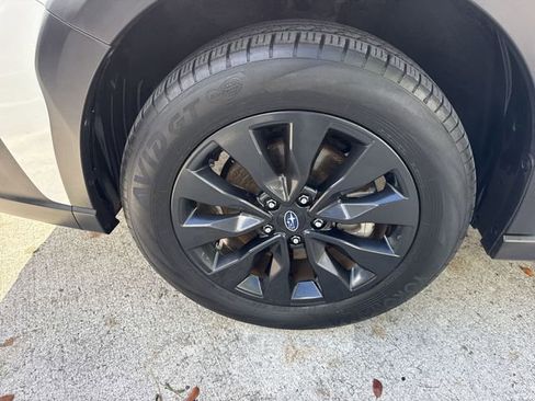 Certified 2023 Subaru Outback Onyx Edition AWD/4WD image 10