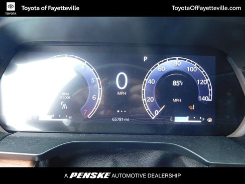 Used 2021 Jeep Grand Cherokee L Summit w/ Advanced Protech Group IV AWD/4WD image 11