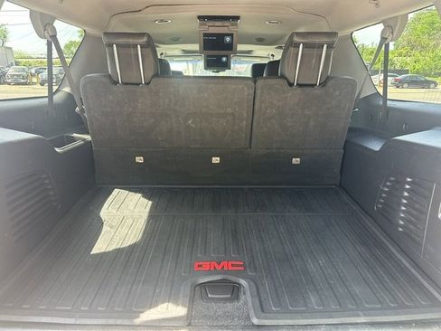 Used 2019 GMC Yukon XL SLT w/ Open Road Package image 17