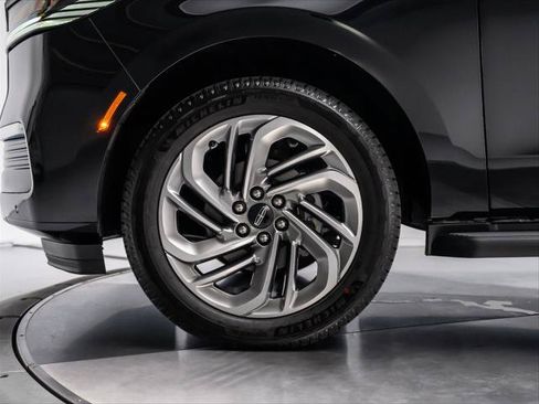 New 2026 Lincoln Navigator Premiere AWD/4WD image 11