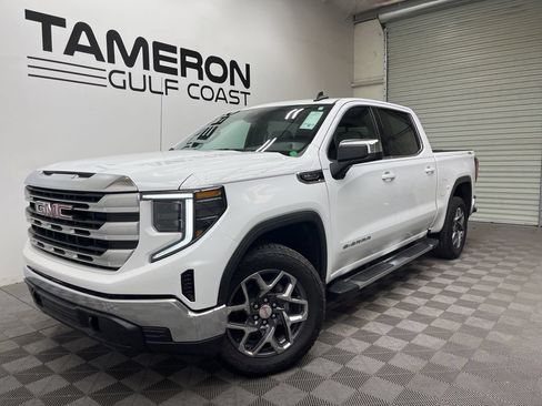 New 2026 GMC Sierra 1500 SLE w/ X31 Off-Road Package AWD/4WD image 1