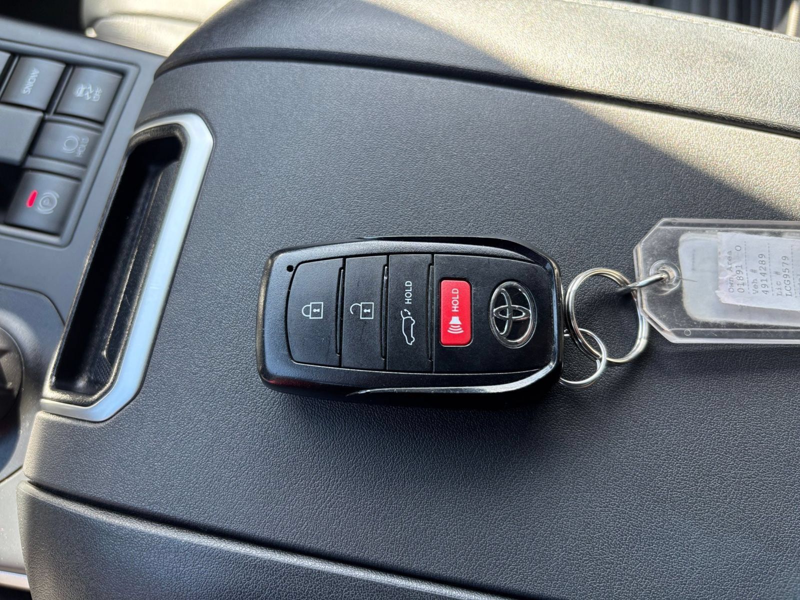 Used 2025 Toyota Highlander XSE AWD/4WD image 20