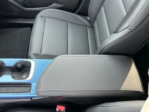 New 2026 Chevrolet Equinox EV LT image 27