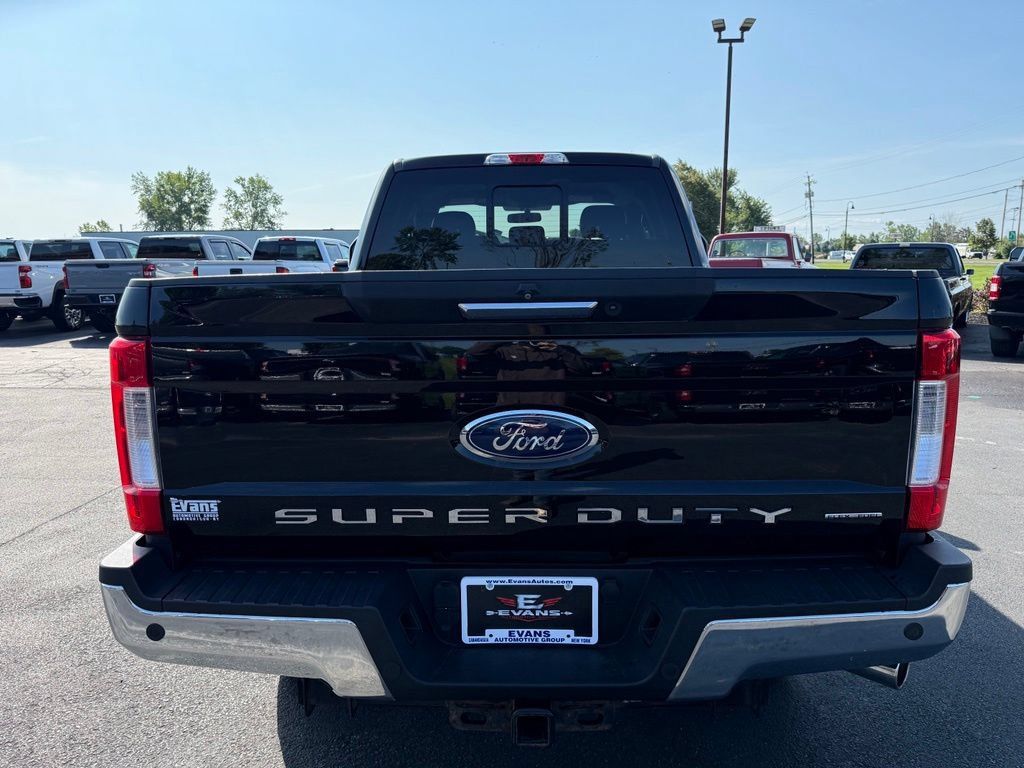 Used 2017 Ford F250 Lariat w/ Chrome Package AWD/4WD image 6