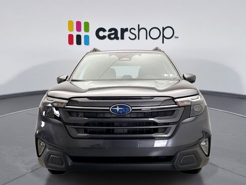 Used 2026 Subaru Forester Premium AWD/4WD image 8
