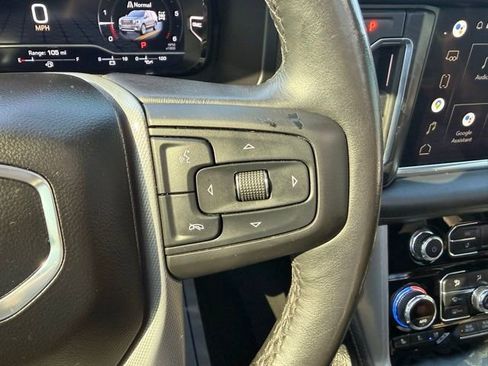 Used 2022 GMC Yukon XL Denali AWD/4WD image 23