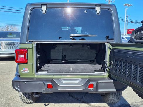 Used 2021 Jeep Wrangler Willys image 17
