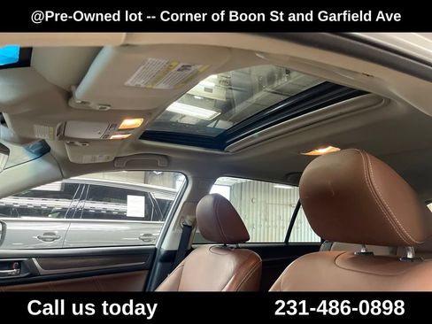 Used 2019 Subaru Outback 2.5i Touring AWD/4WD image 13