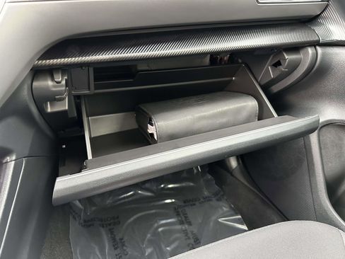 Used 2025 Subaru Crosstrek 2.0i Premium image 35