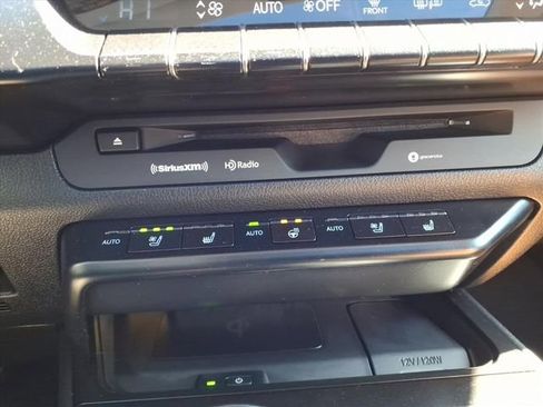 Used 2020 Lexus UX 250h 250h Base w/ Premium Package image 31