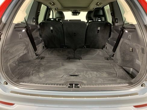 Used 2022 Volvo XC90 T5 Momentum w/ Advanced Package image 14