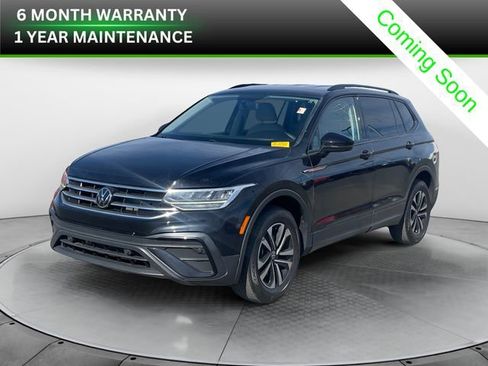 Used 2022 Volkswagen Tiguan S image 1