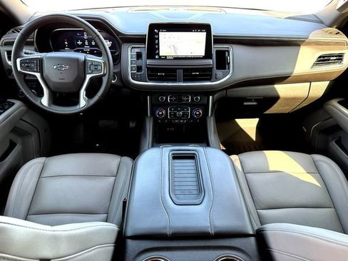 Used 2024 Chevrolet Suburban Z71 w/ Z71 Off-Road Package AWD/4WD image 25