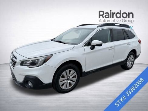 Used 2018 Subaru Outback 2.5i Premium AWD/4WD image 3