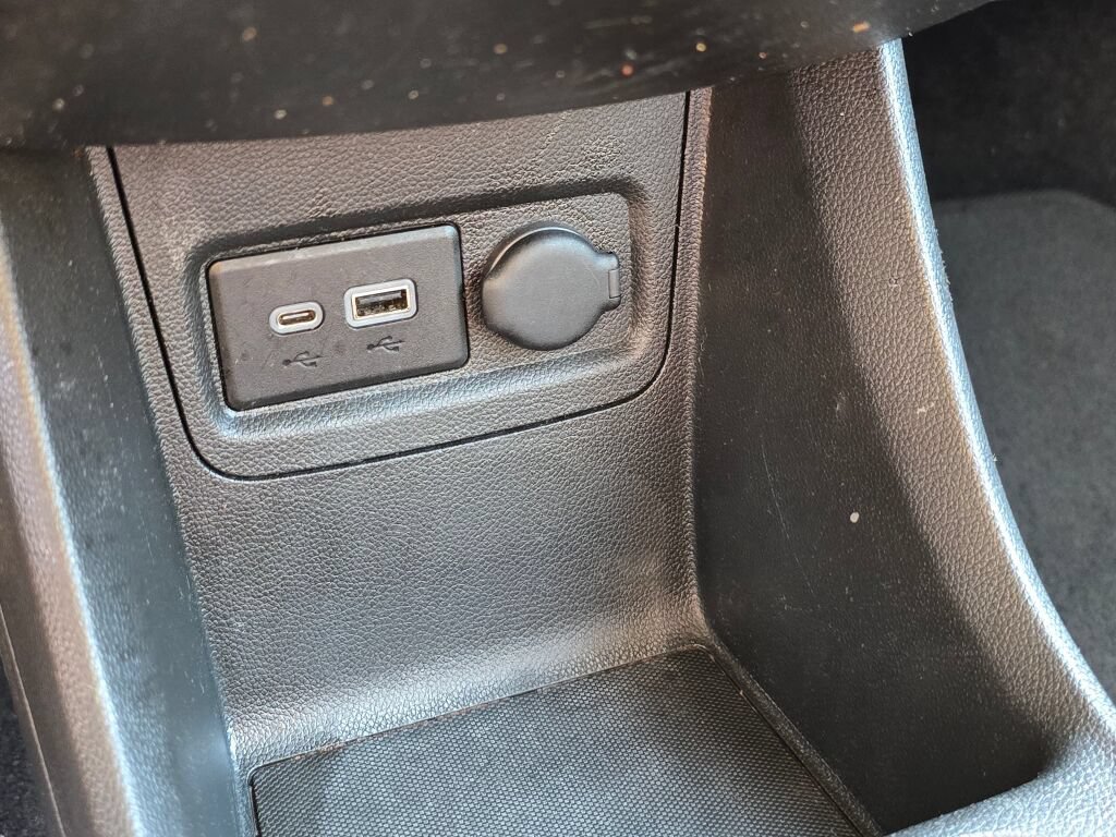 Used 2019 Chevrolet Spark ACTIV FWD image 31