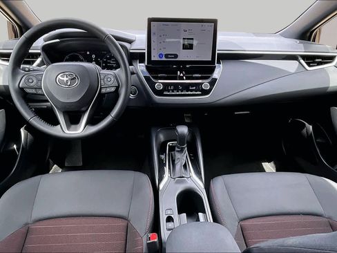 Used 2026 Toyota Corolla SE w/ SE Premium Package FWD image 14