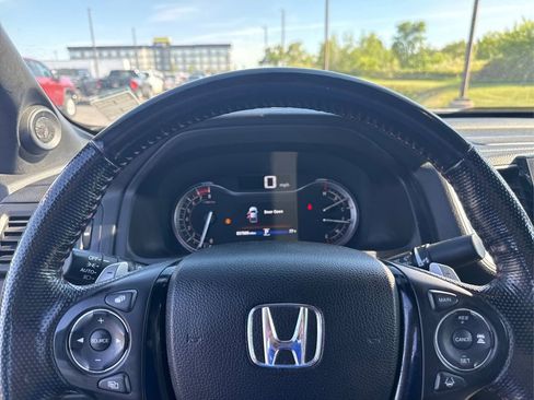 Used 2021 Honda Ridgeline Black Edition image 13