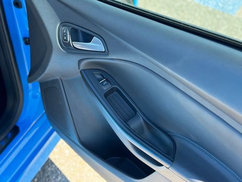 Used 2016 Ford Focus RS image 39